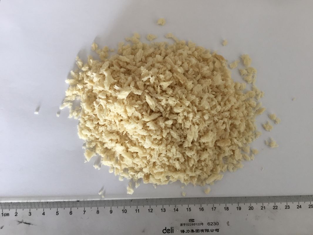 Cor branca dos pães ralados inteiros profissionais de Panko do trigo para as asas de galinha