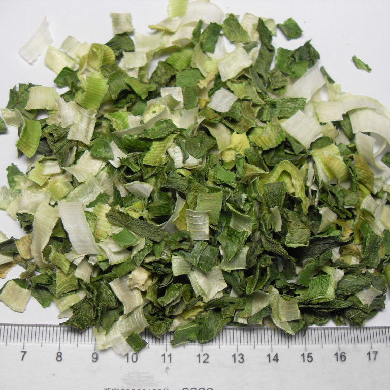 Vegetais desidratados Rolos de cebolinha natural a granel em 8x8mm 5x5mm 3x3mm Tamanhos Sem aditivos Fornecedor
