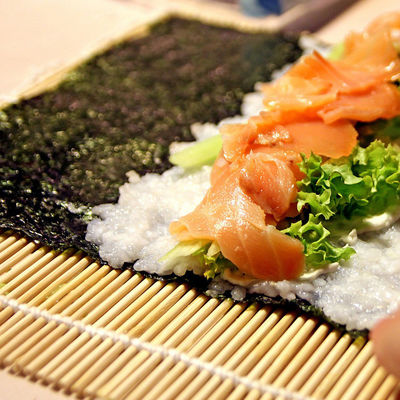 Algas marinhas rectangulares assadas Nori amplamente disponíveis e feitas com ingredientes de algas marinhas